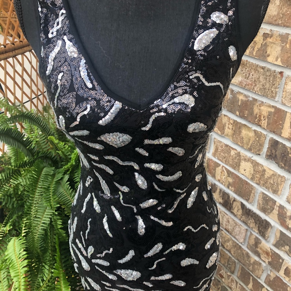 GIANNI BINI RAZZLE DAZZLE DRESS - Picture 7 of 8